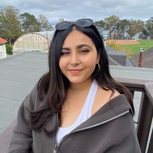 Meet your Posher, Simi